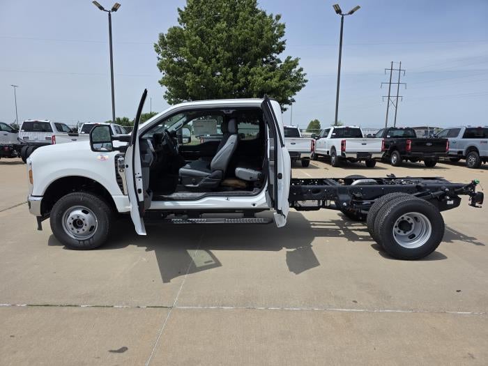2025 Ford F-350 XL