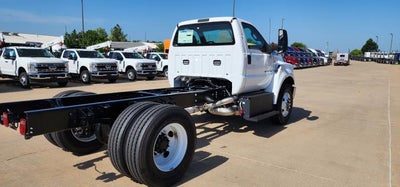 2025 Ford F-750 Standard