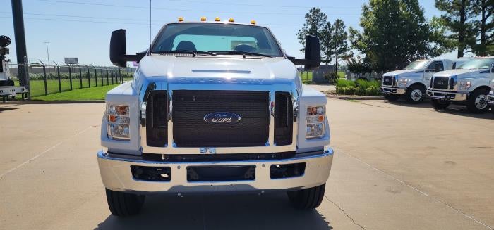 2025 Ford F-750 Standard