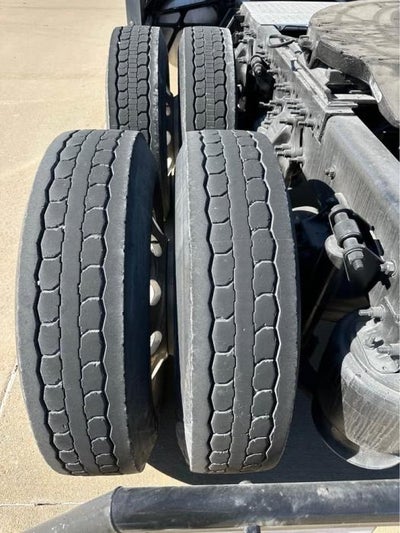 2018 Freightliner Cascadia Base