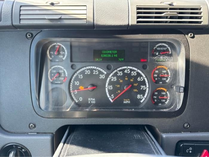 2018 Freightliner Cascadia Base