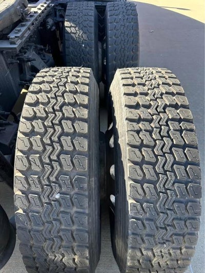 2019 Freightliner Cascadia Base