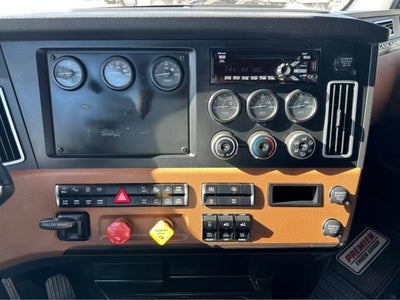 2019 Freightliner Cascadia Base