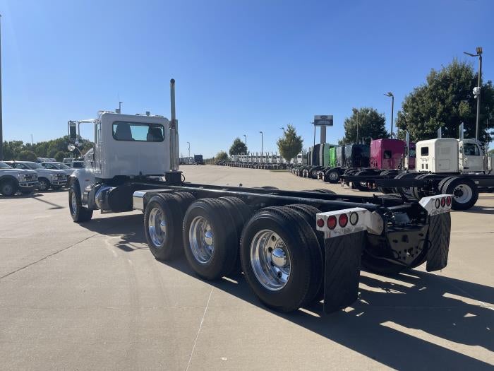 2014 Peterbilt 365 Base