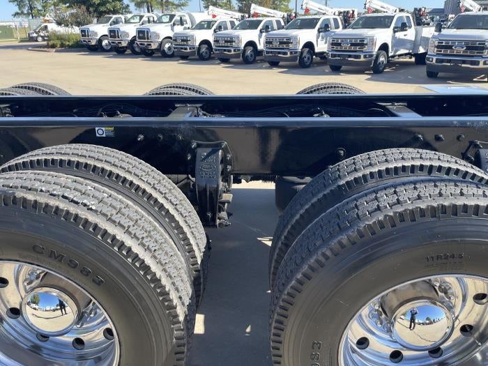 2014 Peterbilt 365 Base