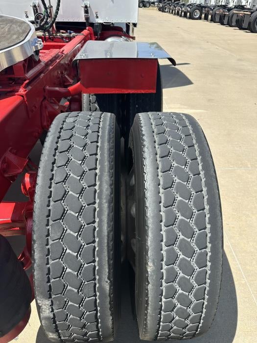 2023 Peterbilt 389 Base