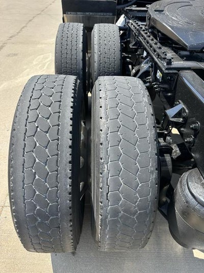 2022 Kenworth T680 Base