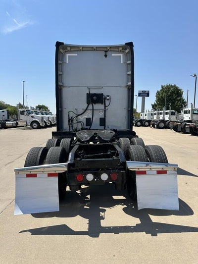 2022 Kenworth T680 Base