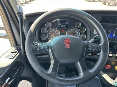 2022 Kenworth T680 Base