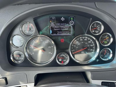 2021 Kenworth T680 Base