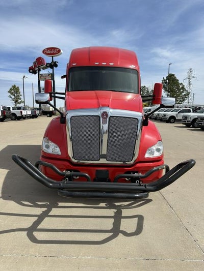 2021 Kenworth T680 Base