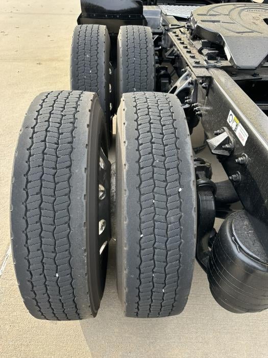 2021 Kenworth T680 Base