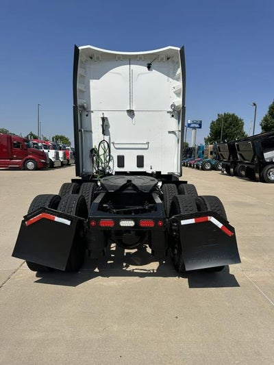 2022 Peterbilt 579 Base
