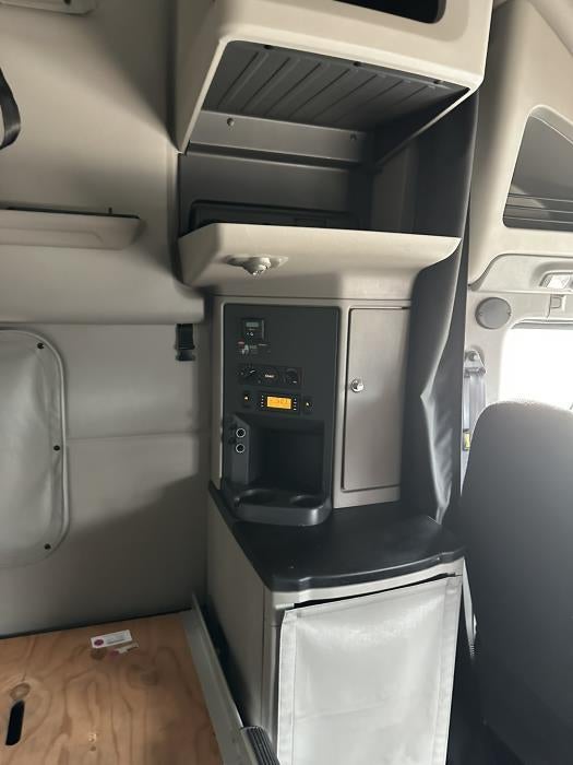 2024 Peterbilt 579 Base