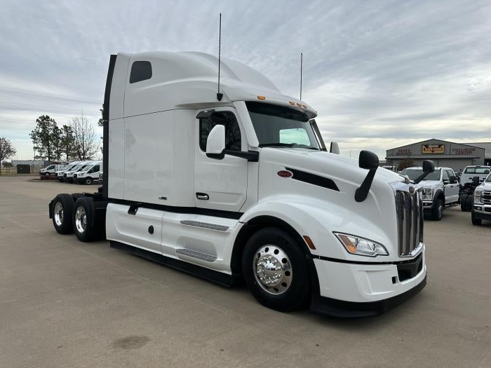 2024 Peterbilt 579 Base