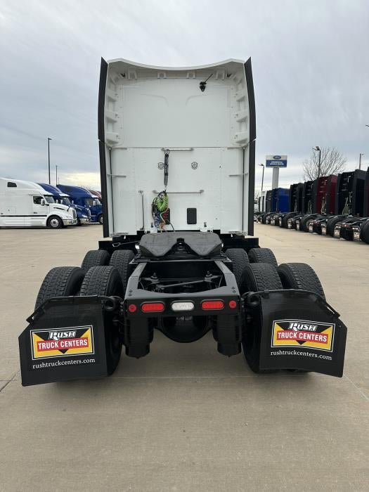 2024 Peterbilt 579 Base