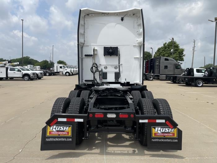 2022 Peterbilt 579 Base