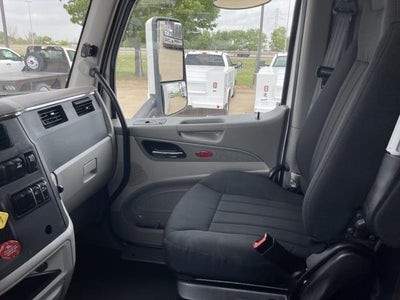 2022 Peterbilt 579 Base