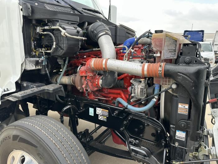 2021 Peterbilt 579 Base