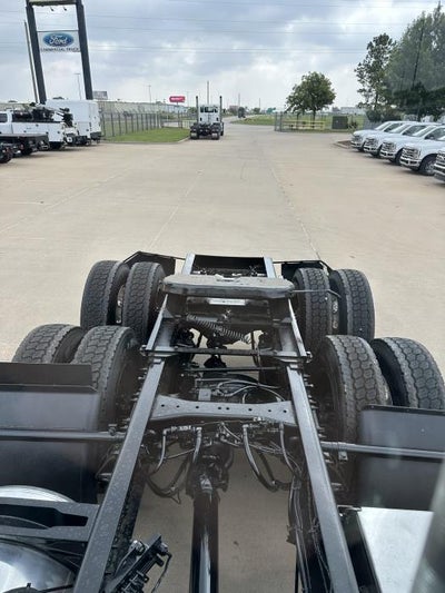 2021 Peterbilt 579 Base
