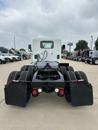 2021 Peterbilt 579 Base