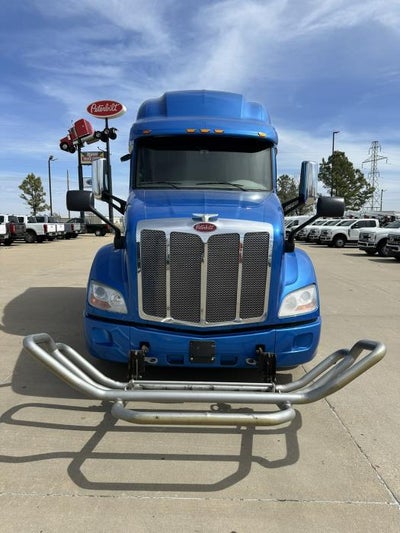 2021 Peterbilt 579 Base