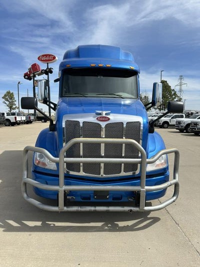 2021 Peterbilt 579 Base