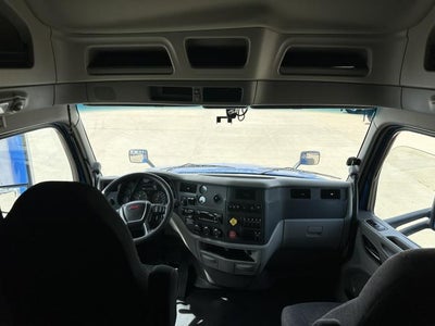 2021 Peterbilt 579 Base
