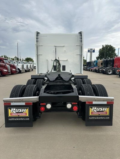 2022 Peterbilt 579 Base