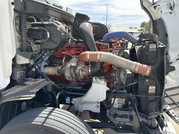 2022 Peterbilt 579 Base