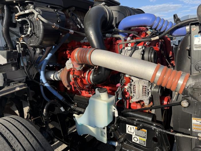 2022 Peterbilt 579 Base