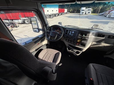 2022 Peterbilt 579 Base
