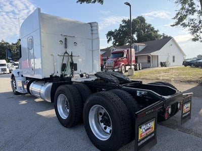 2022 Peterbilt 579 Base