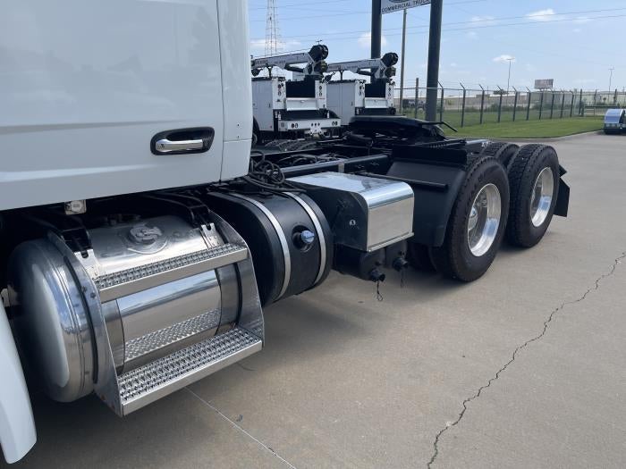 2021 Peterbilt 579 Base