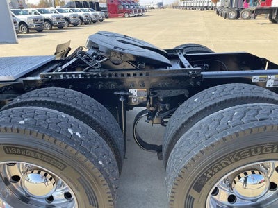 2022 Peterbilt 579 Base