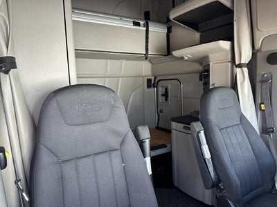 2022 Peterbilt 579 Base