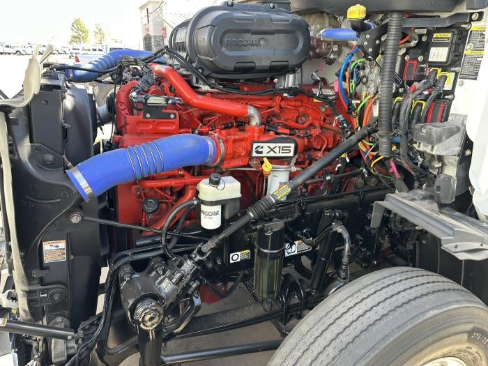 2022 Peterbilt 579 Base