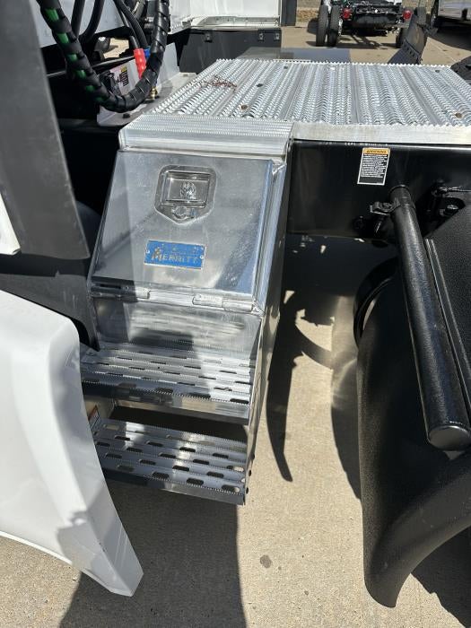 2022 Peterbilt 579 Base