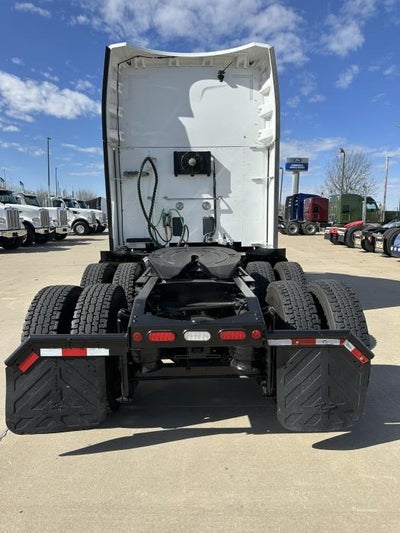2022 Peterbilt 579 Base