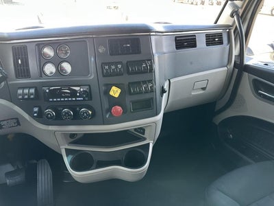 2022 Peterbilt 579 Base