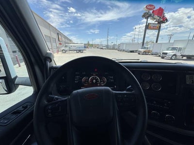 2022 Peterbilt 579 Base
