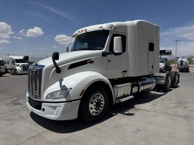 2022 Peterbilt 579 Base