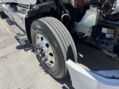 2022 Peterbilt 579 Base