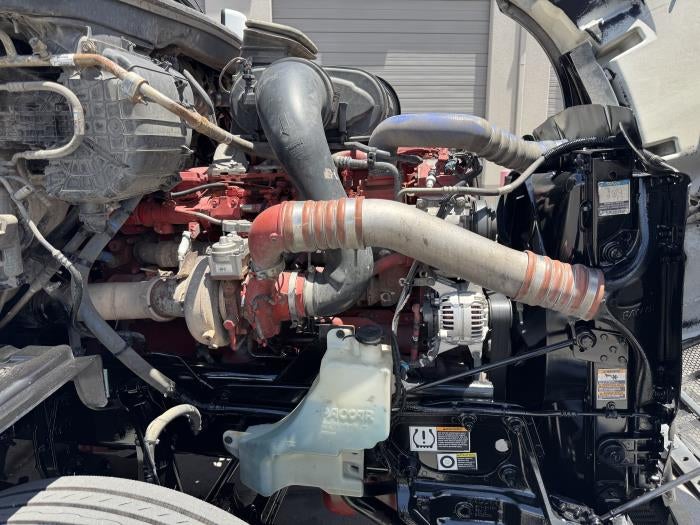 2022 Peterbilt 579 Base