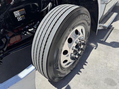 2022 Peterbilt 579 Base