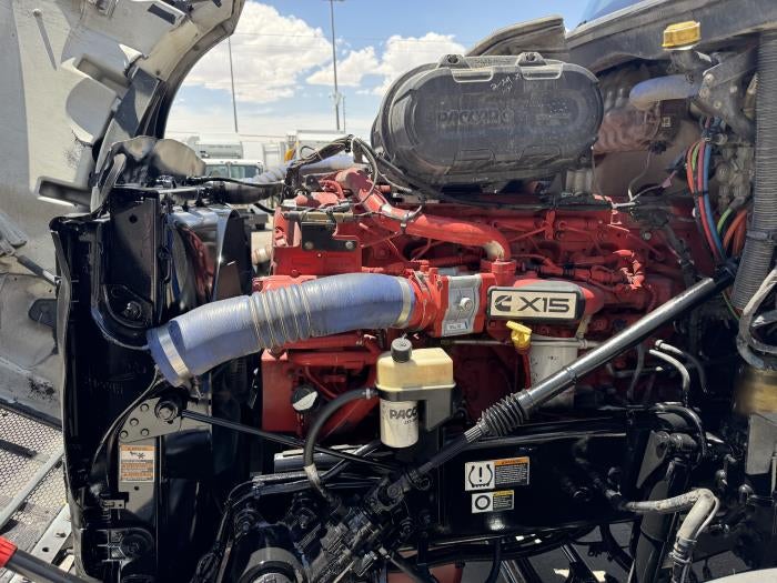 2022 Peterbilt 579 Base