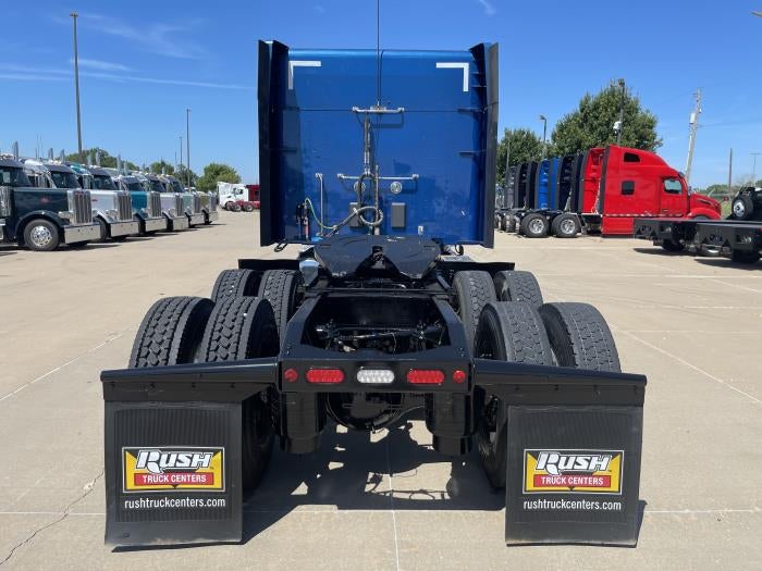 2023 Peterbilt 579 Base