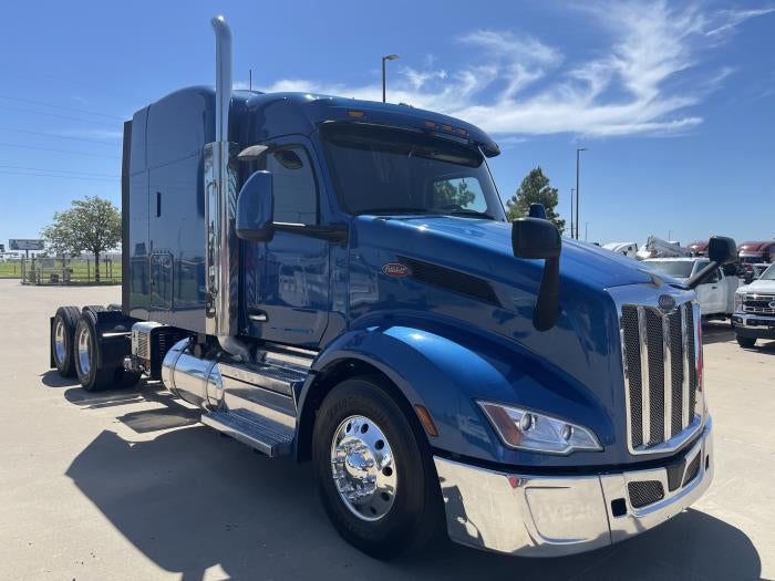 2023 Peterbilt 579 Base