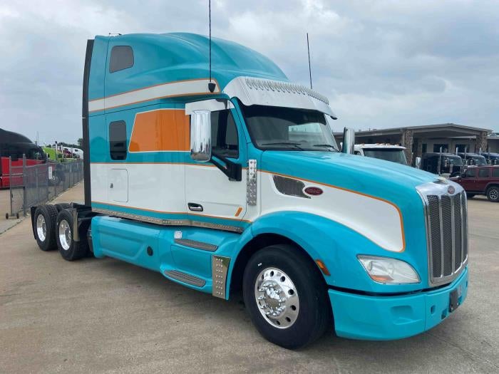 2020 Peterbilt 579 Base