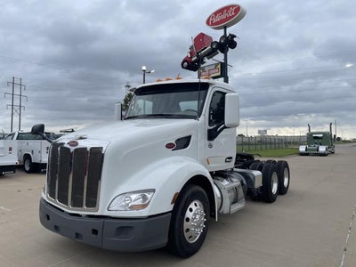 2021 Peterbilt 579 Base